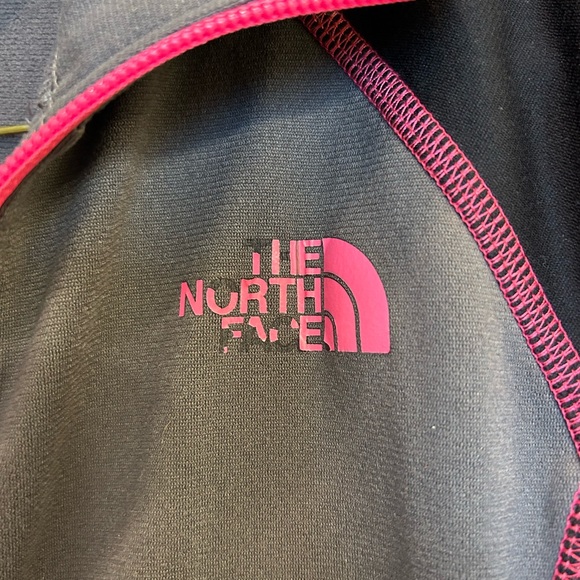 North Face light weight jacket - Picture 2 of 3